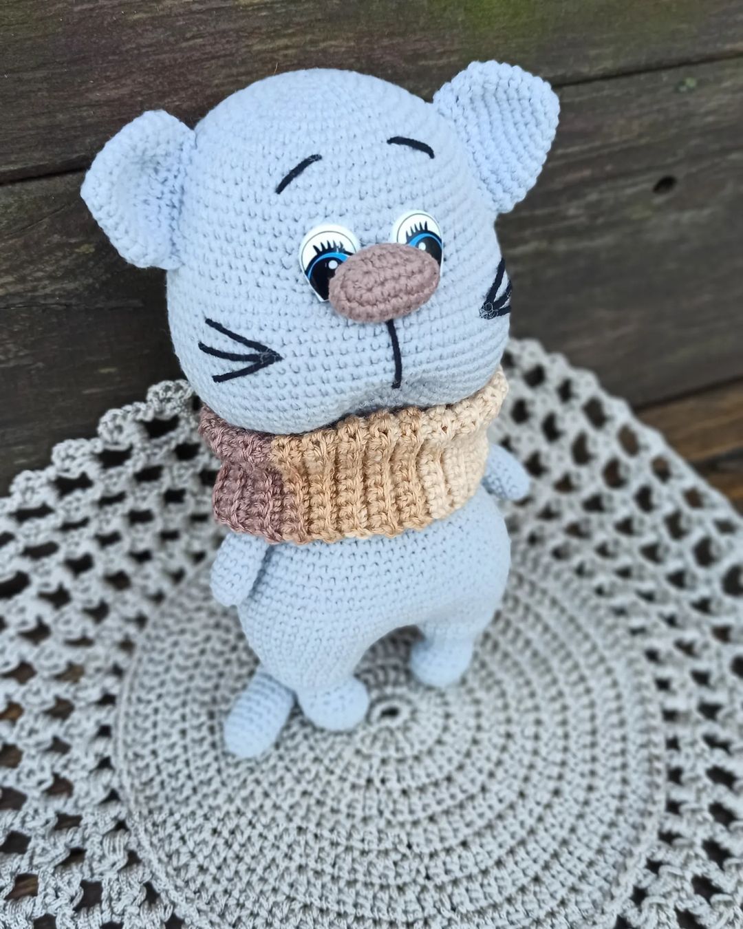 lena_vyazet в LOOKY — Давно хотела связать такого кота. 
Все мои работы можно посм