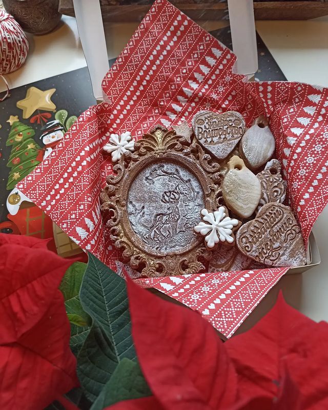 biscuit_box_ig в LOOKY. . Коробка 20*20см
1500...