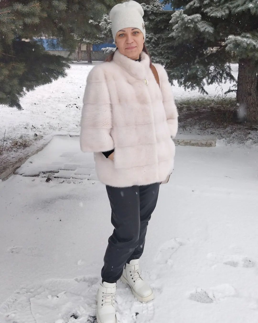 ekaterinaguzienko в LOOKY — Плевать я хотела на чёрные и белые полосы, я иду по своей - 