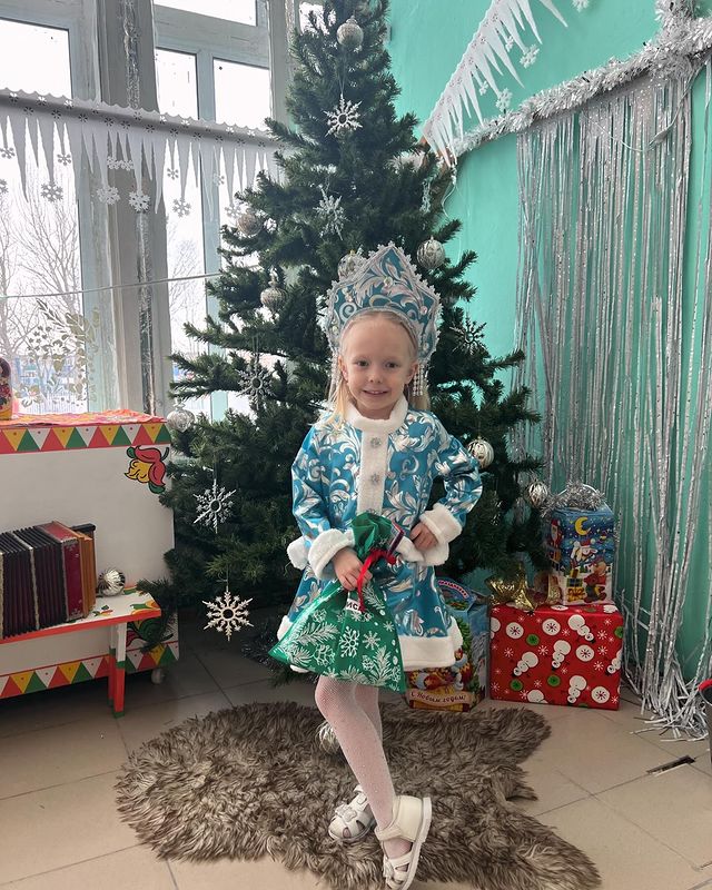 vaska_tulushev в LOOKY. #Камчатка,#снегурочка,#дочь. Маленькая снегурочка...