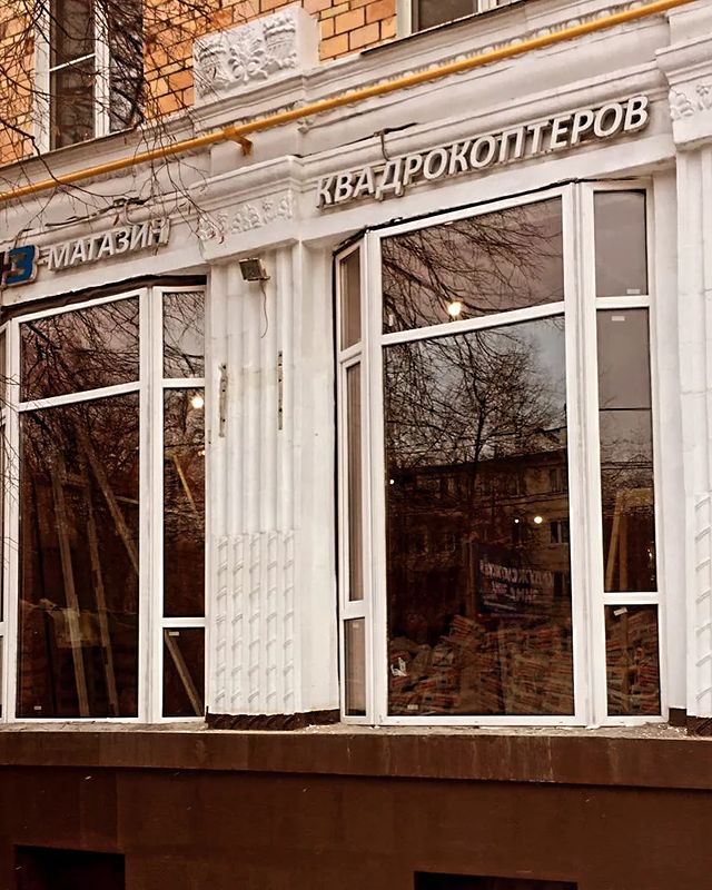 rosoknamsk в LOOKY. #Окнапвх,#цветные,#черныематовый,#интерьер,#дизайнеры,#изготовление. Предновогодняя суета...