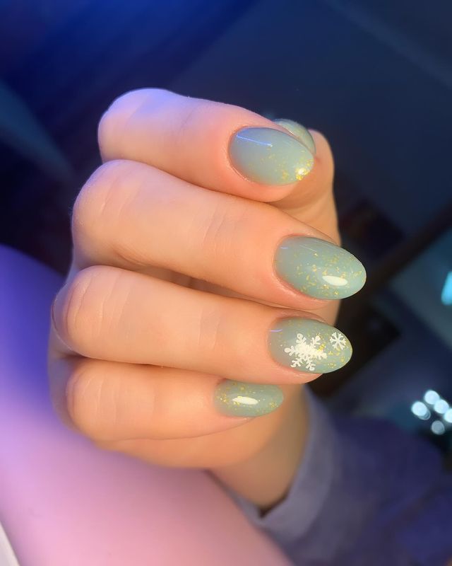 iriha.nails в LOOKY. . ❄️❄️❄️