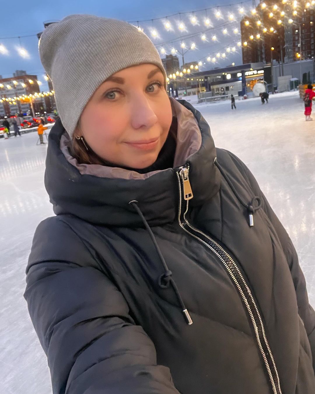 yulia_s747 в LOOKY — 100500 лет не стояла на коньках🎄⛸️
