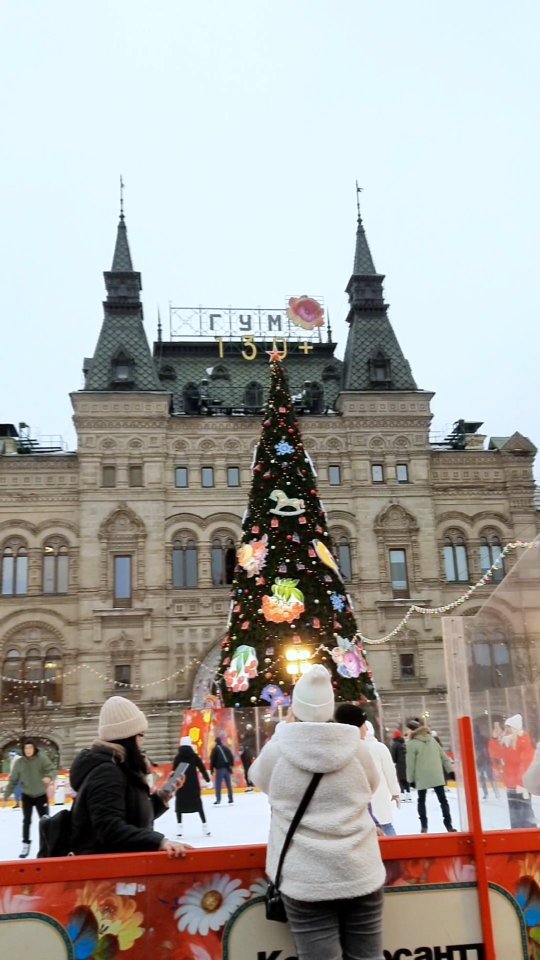 svetlana_malkova5 в LOOKY. . 🎄🥰