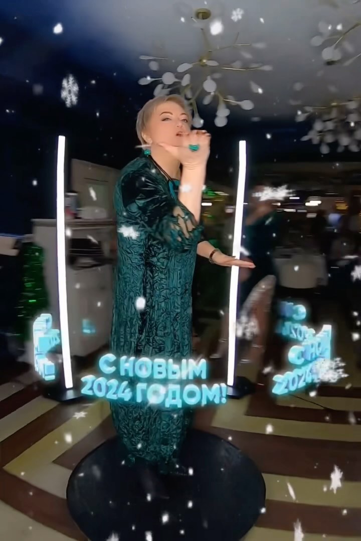 elenaglinkina в LOOKY. . Поздравляю с Новым г...