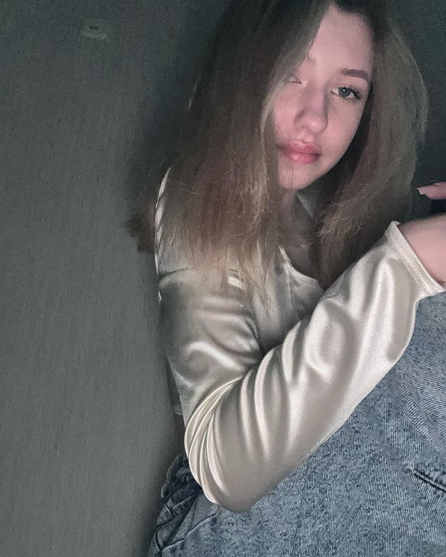 __itsavery в LOOKY. . так что ты ждешь цел...