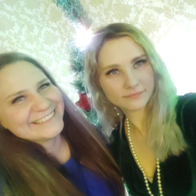 olka_sweet_girl в LOOKY. . 💙💚🎄🎇🥂