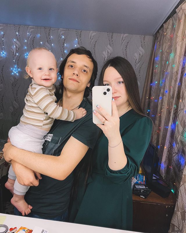 ivanchenko_official в LOOKY. . С Новым годом!❤️🔗🎄