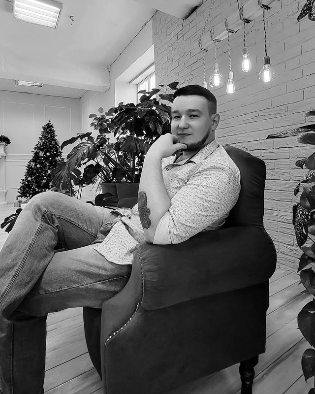 volkov_rzn в LOOKY. #peoplerrzznn. Уже сижу на студии и...