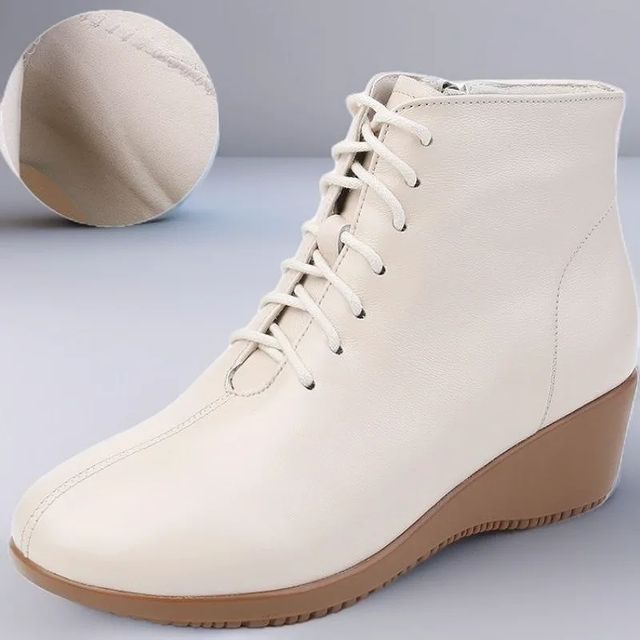 ivanovamarri в LOOKY. #обувь,#одежда,#мода,#платье,#стиль,#детскаяодежда,#джинсы,#вналичии,#аксессуары,#сумки,#россия,#почта,#платья,#fashion,#россияавито,#брюки,#кроссовки,#тнп#нижнеебелье#авито,#style,#юла#89250587726#. Полуботинки  кожа,де...