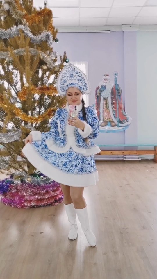 elvirabolshacova in LOOKY. . С Новым годом друзья...