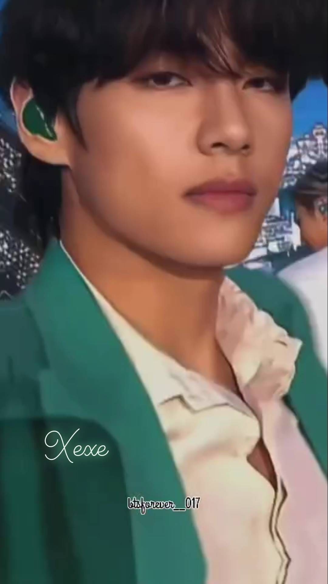 kaloidkksposu in LOOKY. #army,#bts. BTS #army #bts