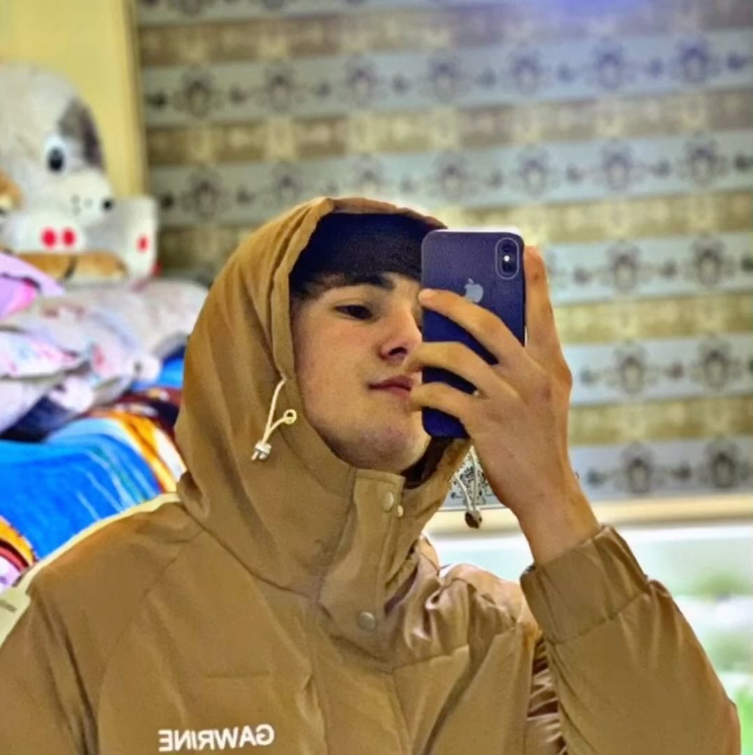 nusrat1vch в LOOKY. #xiva,#andijon,#toshkentcity,#jizzax. //😍💙💯\\recacqendi...