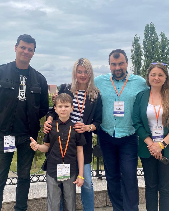 nik_dan_family в LOOKY. . Наставники на конкур...