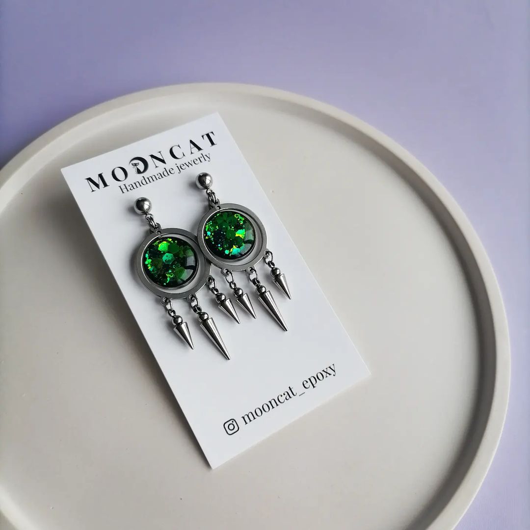 mooncat_epoxy в LOOKY — Начинаем новый год с новиночками!

Серьги выполнены из мед. 