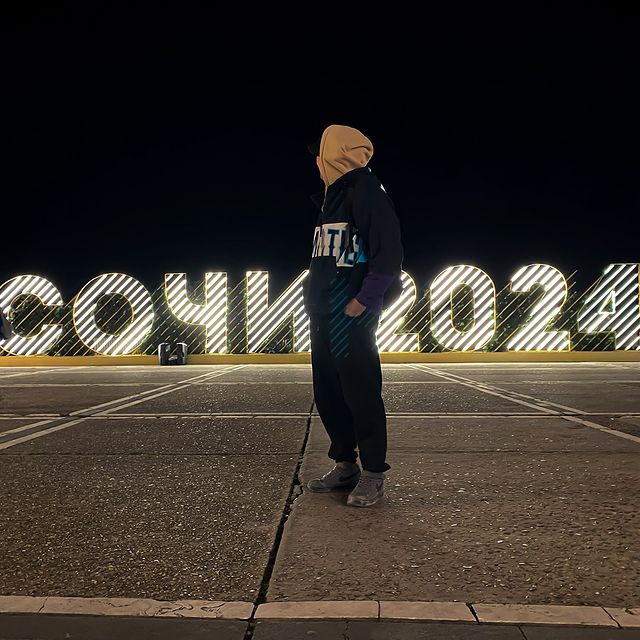 therealanmiller в LOOKY. . Air
