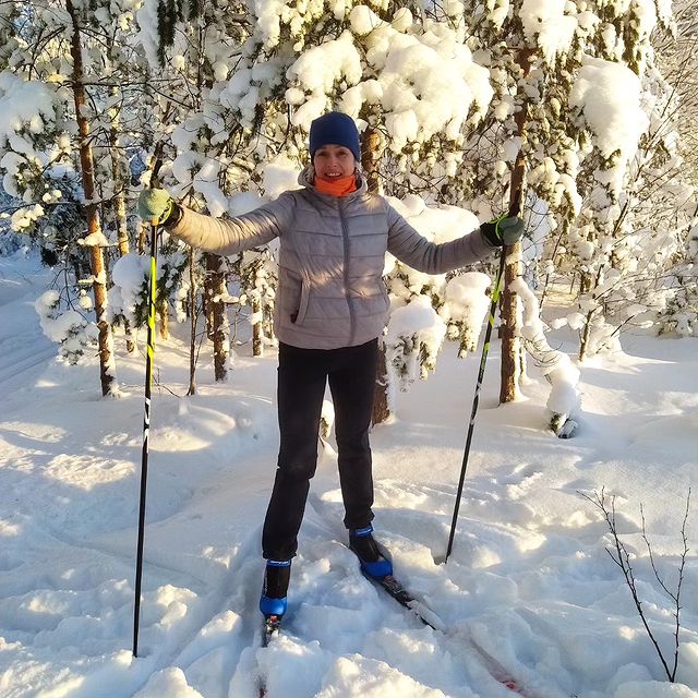 u_vladmira в LOOKY. #лыжнаястрела,#лыжи,#зимнийпейзаж,#лишьбыдоманесидеть. Морозы уходят, а сол...