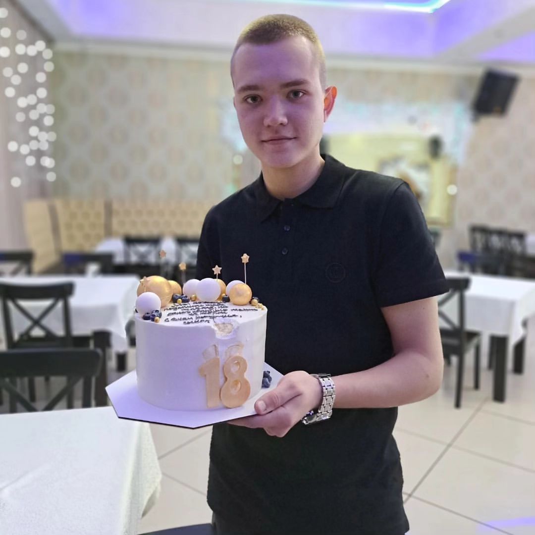 ekaterinaguzienko в LOOKY — Сынок,с 18-летием тебя! Ты стал совсем взрослым. Пусть твой 