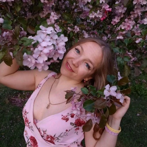 ekaterina_p0l0vinka в LOOKY. . Любите и цените себя...