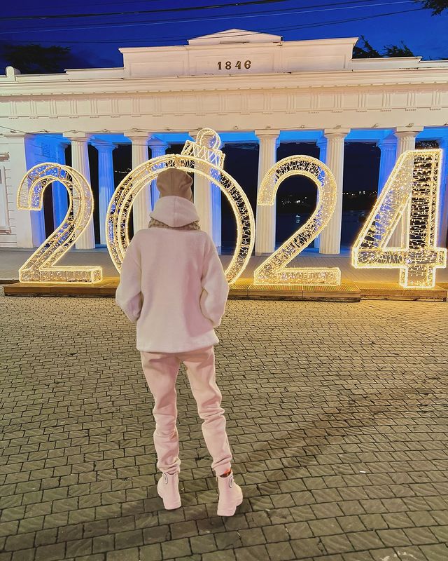 14_lauri_12 в LOOKY. #внучка_бабы_яги,#севастополь,#крым2024,#crimea,#❤️. 🎄🎄🎄
.
Уже по трад...