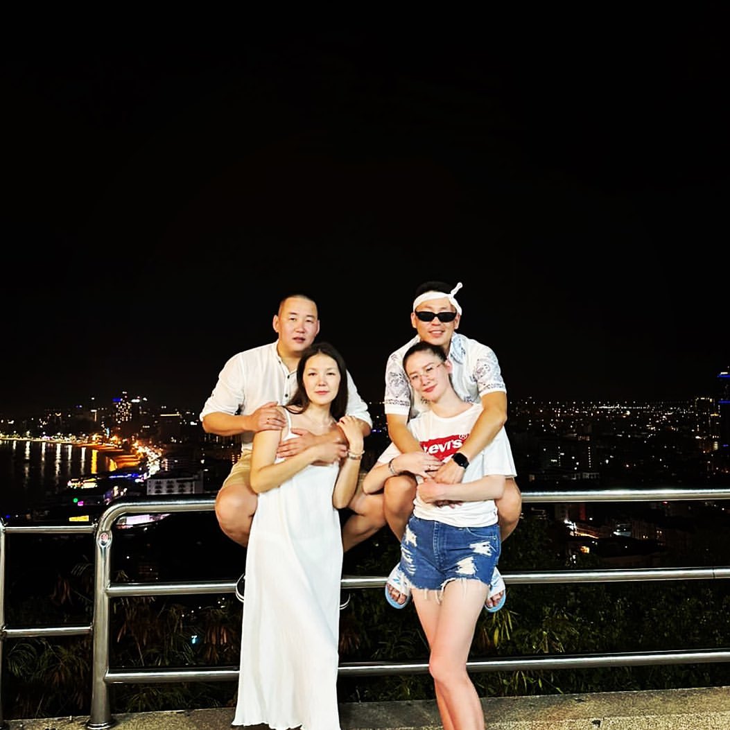 Кытайдар туьэрбит хаартыскалара📸😀 #nightthai