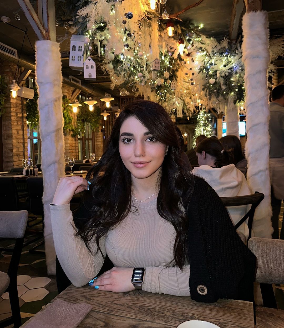diavetisyan в LOOKY — Новогодняя фоточка не у ГУМа, зато в тепле 🙌🏼