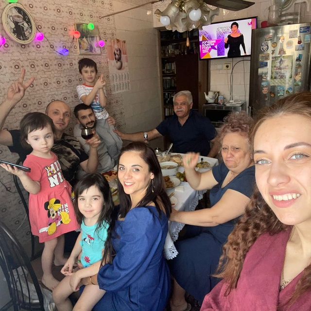 angesmelyakova в LOOKY. #семьясмелых#Рождество#всевместе#семья#новыйгод#праздник. С Рождеством! Желаю ...