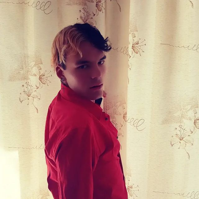 Evgeniy Echardo в LOOKY. #shemocrazylocoboy,#locoboy,#exito,#primercanción,#latinsong. En cuanto a mí, nadi...