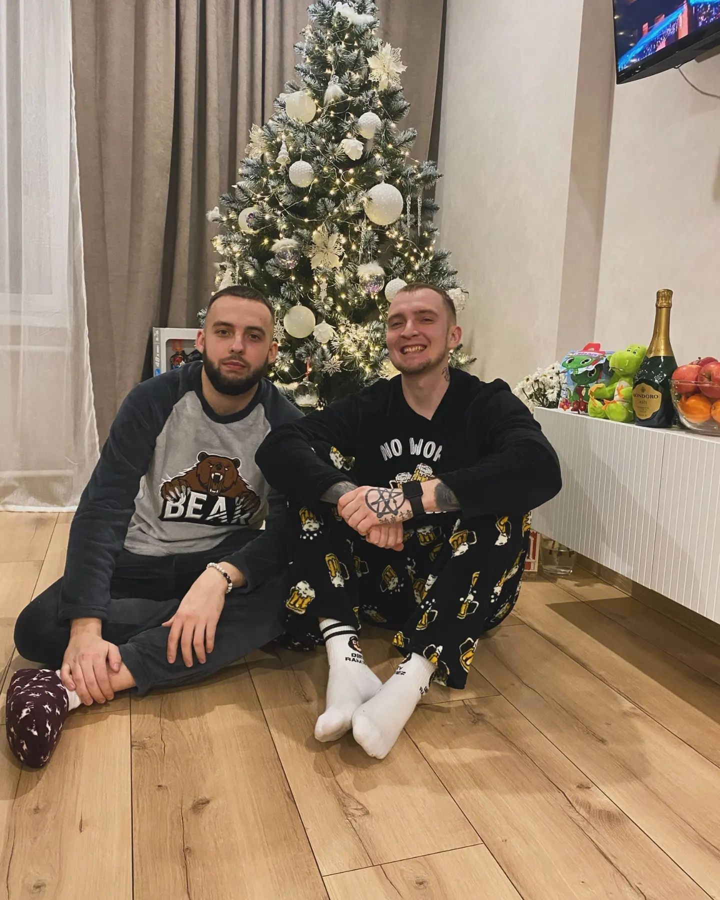 tot_samy_shaldybin в LOOKY. . 🎄
