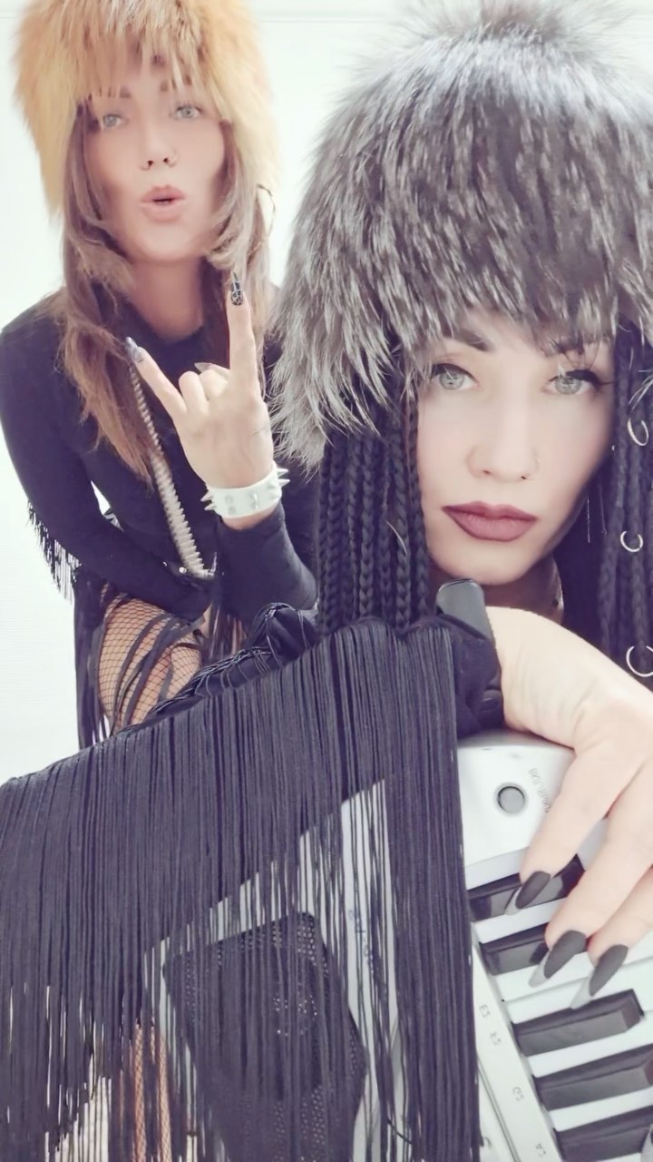 ta_tanya_mi в LOOKY. #дискобанда,#назадвссср,#кайметов,#ностальгияссср. Т&Ж продакшн… на поз...