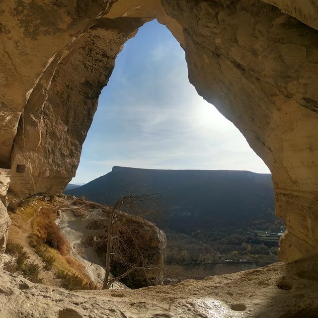 turister77 в LOOKY. #полезная_статья_туристер,#гидпокрыму_туристер,#дневник_туриста,#качикальон_крым,#пещерныегородакрыма. Качи Кальон  один из...