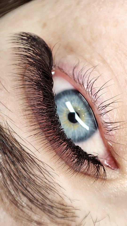 lashes_pro_vzglyad в LOOKY. #наращиваниересниц,#наращиваниересництемрюк,#наращиваниересниц,#ламитемрюк,#моделитемрюк,#ресницыкоричневые,#ламинированиересниц,#наращивание. #наращиваниересниц #...