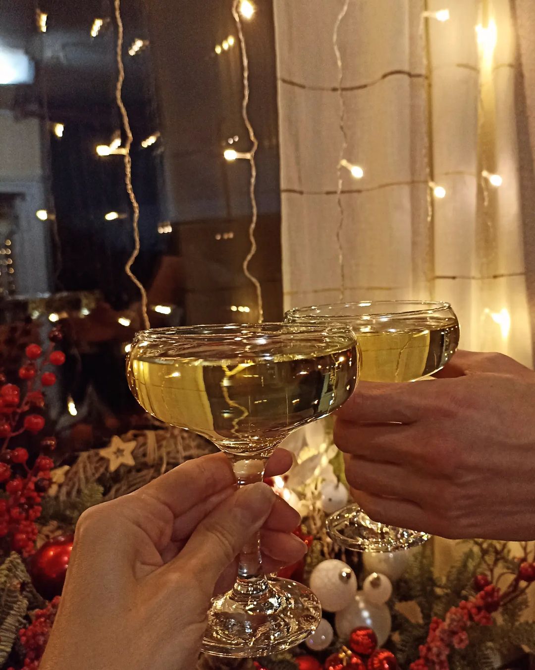 С Новым годом!!! Фото, которое я заслужила😁😁😁
Я+сын
Кто бы мог подумать... что можно будет вот так когда-то...