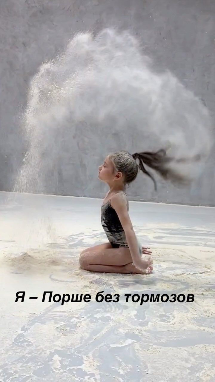 _katerina_radivanyuk в LOOKY. #bakstage. Ох этот взгляд в кон...