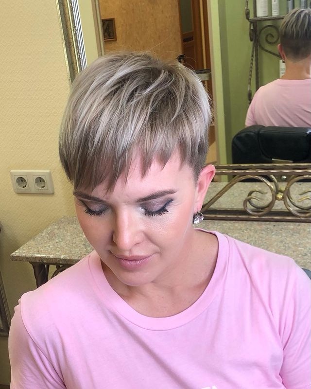 olesya_medvedeva__ в LOOKY. #окрашиваниеволос,#женскаястрижка,#пикси,#холодныйблонд. #окрашиваниеволос  #...