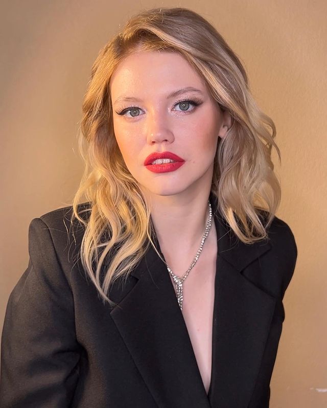 borisova_mua29 в LOOKY. . Красотки, ищу модель...