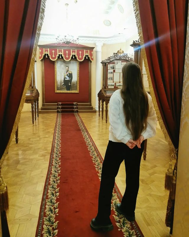 elvirabolshacova в LOOKY. #екбсити,#храмнакрови,#музейромановых. Музей истории рода Р...