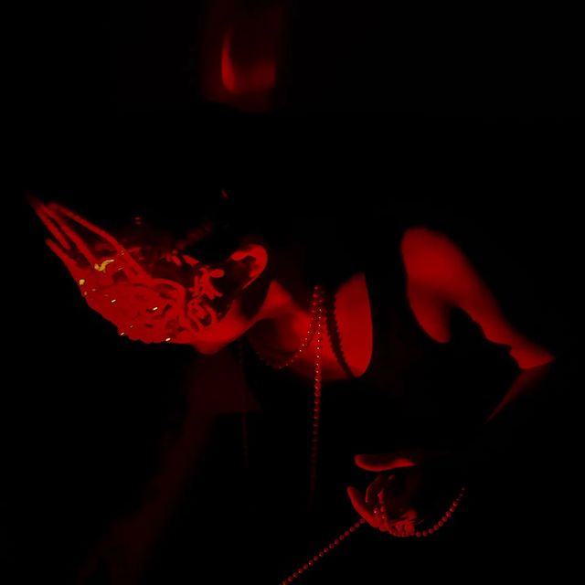oleg_lll_ in LOOKY. #photolight,#photo,#photoboy,#photography,#lightning,#light,#lightboy,#lightphotography,#lighting,#lights,#loveboy. 🌒🌕🌘 #photolight #...