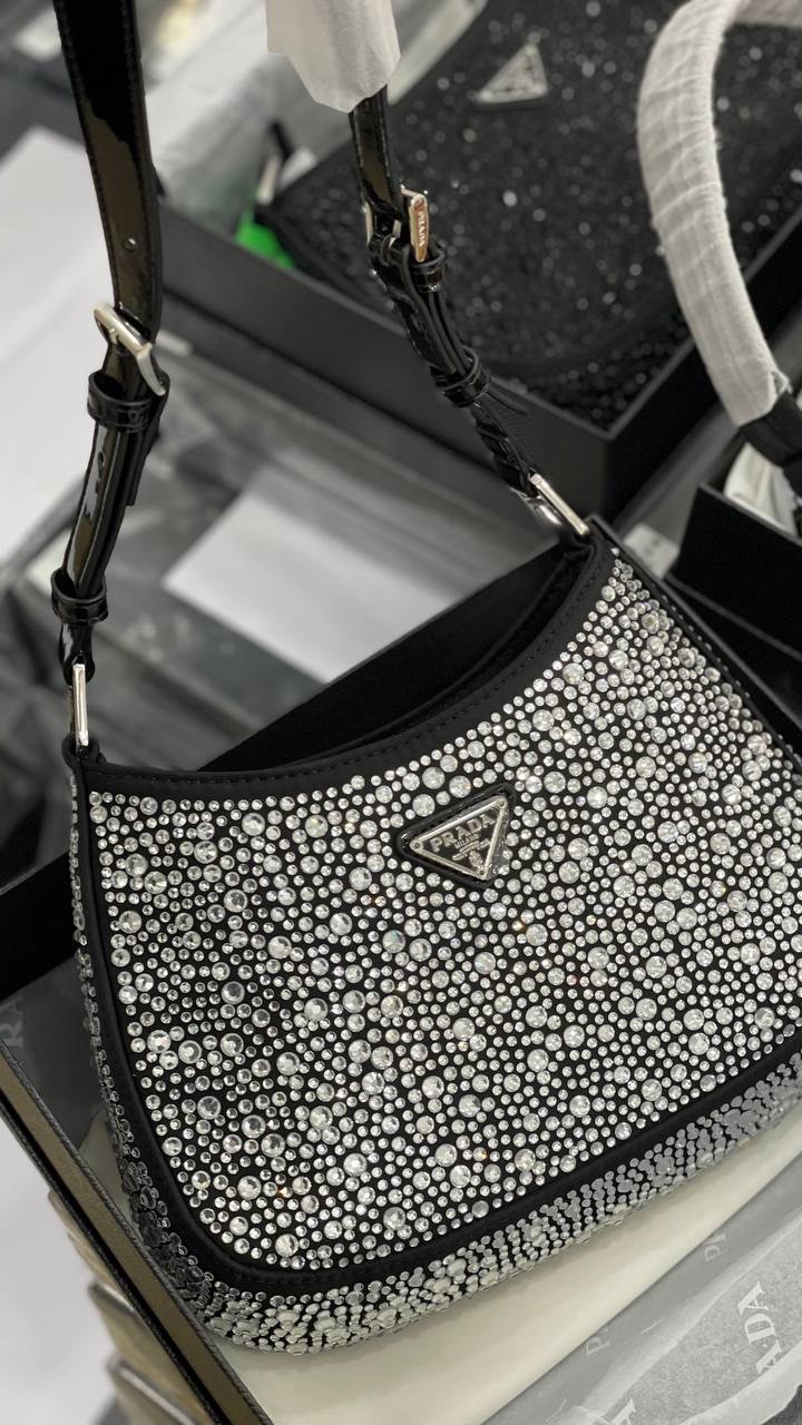 Детская одежда | H&m | Mjolk l Fox l Махачкала в LOOKY. #prada. #prada 
Для самых яр...