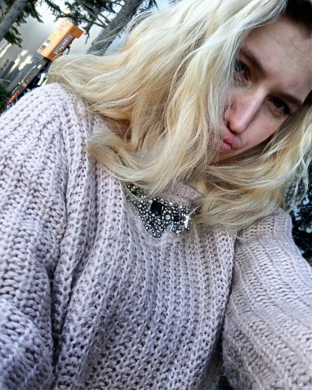 izabellasvon594