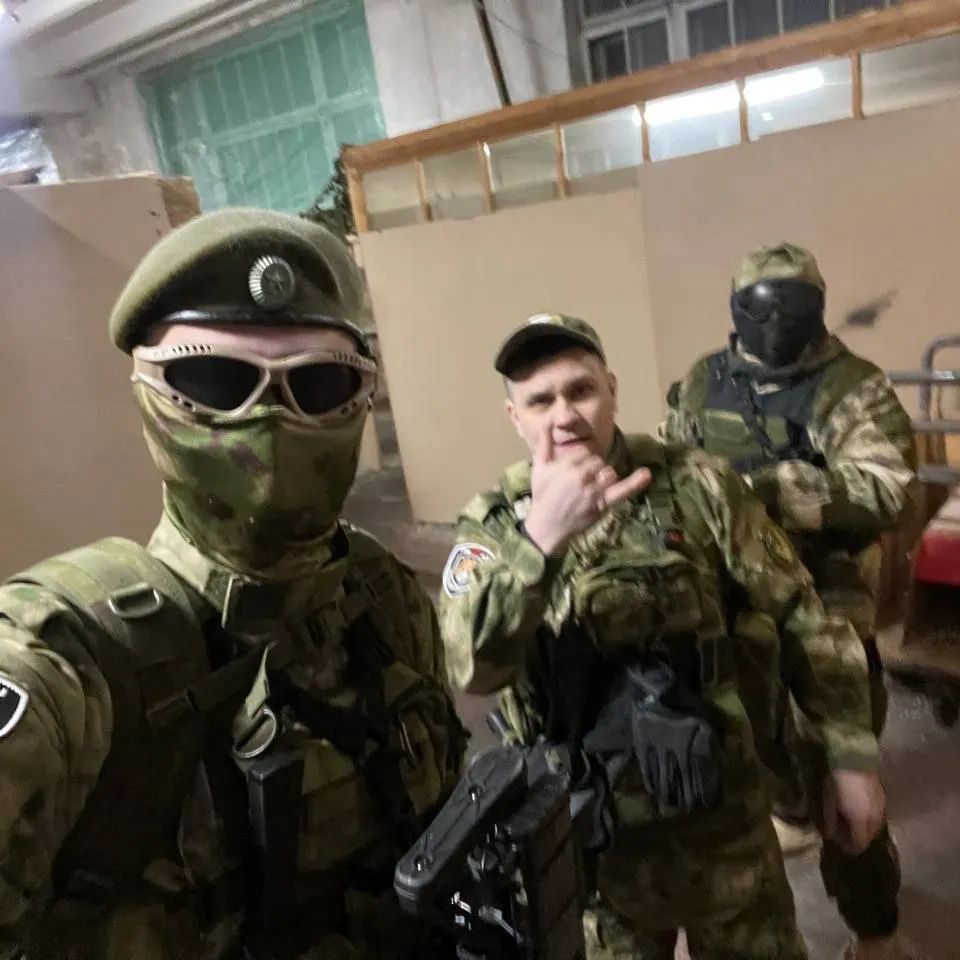 zorin.s.s in LOOKY. . Прокотились к комрад...