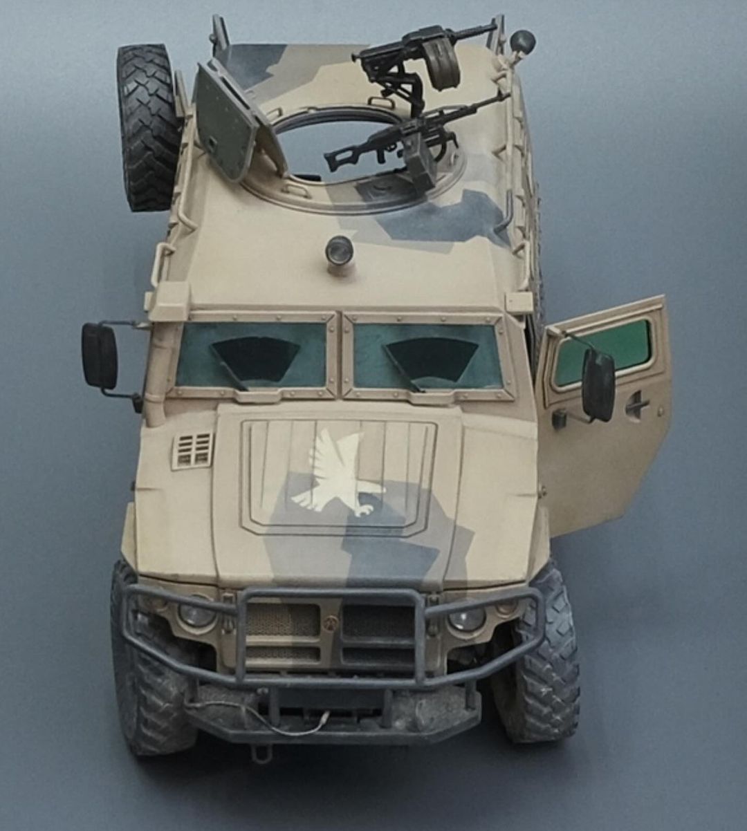 Евгении в LOOKY — Газ Тигр, Звезда 1/35