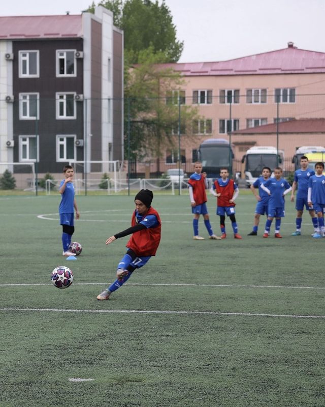 imam_nazirov17 в LOOKY. #💙🤍. #💙🤍