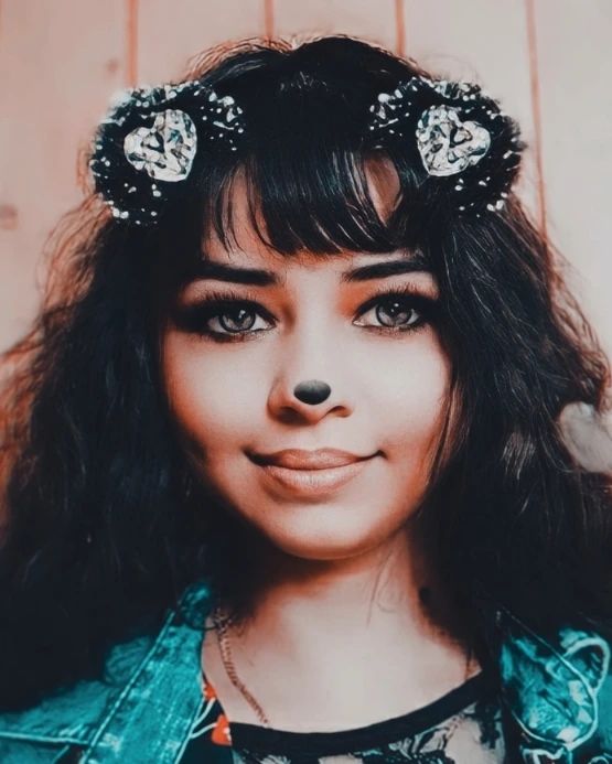 almira__776 в LOOKY — Я не принцесса но меня воспитала королева👑