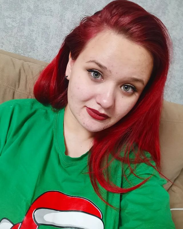 lada_kylikova в LOOKY. . ОБО МНЕ 
Привет все
...