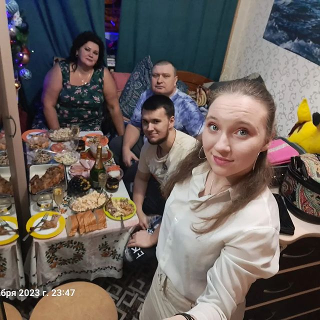_lisa.smile_ в LOOKY. #2k24‼️💯🔥,#bye2k23❤️🧿. Hi everyone! I'm in ...