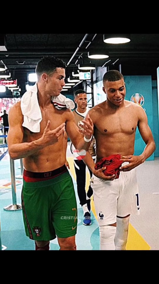 jamshid_0760_ в LOOKY. . @cristiano × @k.mbap...
