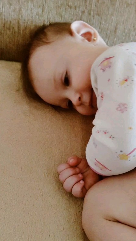 cmeshnaja in LOOKY. . Играем с Кирой.