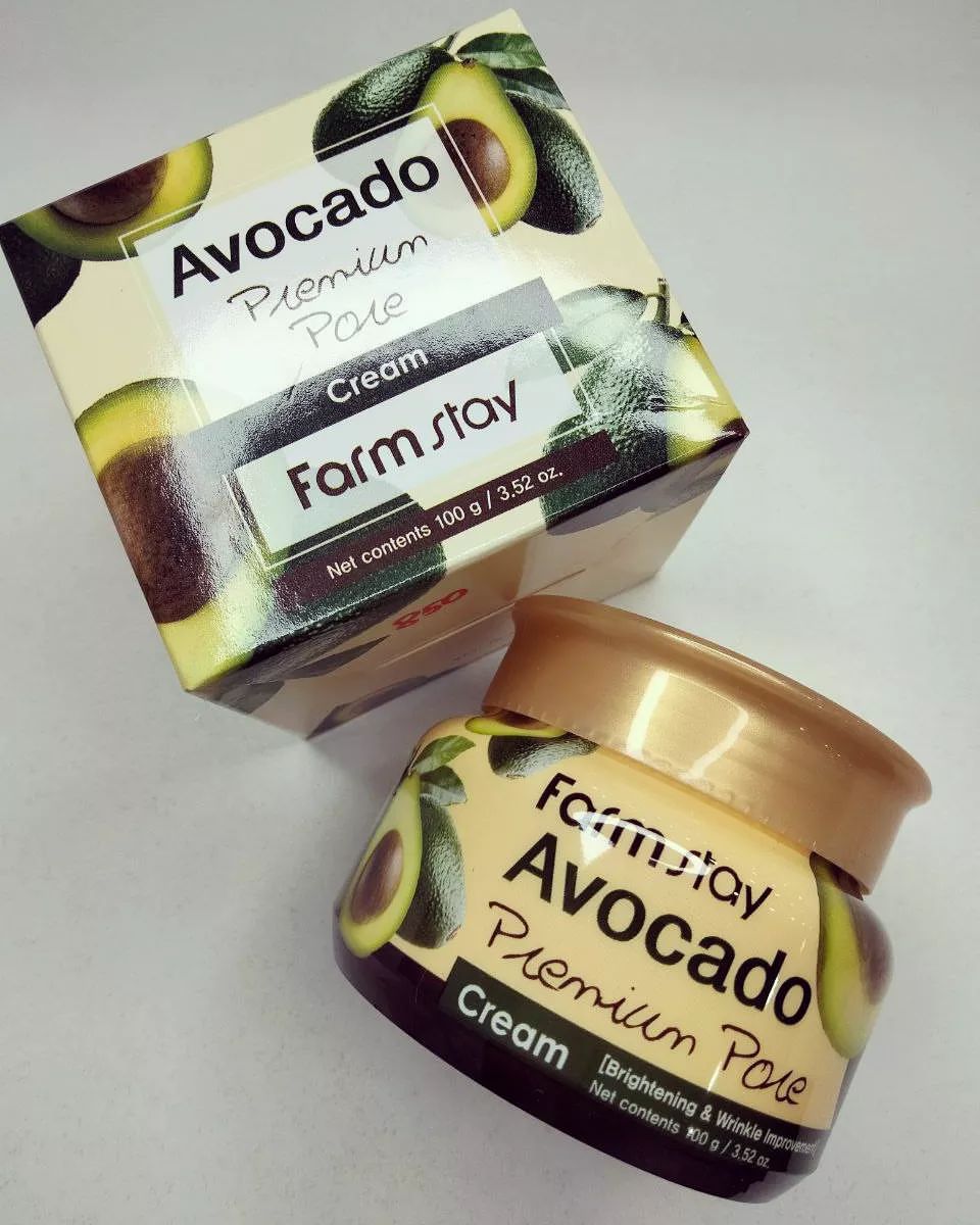 Антивозрастной крем для лица с экстрактом авокадо FarmStay Avocado Premium Pore Cream оказывает мощное восстанавливающее воздействие на кожу, стимулирует клеточный обмен, улучшая и выравнивая текстуру кожи, повышает ее упругость и эластичность.
Объем: 100 мл