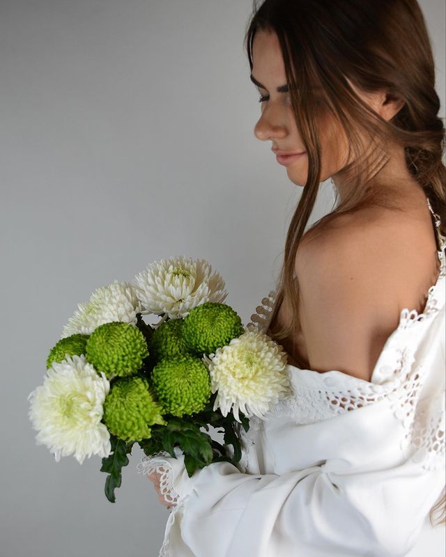 simonemartiniflowers в LOOKY. #букетмосква#букетхимки#цветыхимки#цветы#цветыназаказ#цветысдоставкой#букетдня#букетмосква#14февраляцветы#followforfollowback#. Если с утра девушка ...